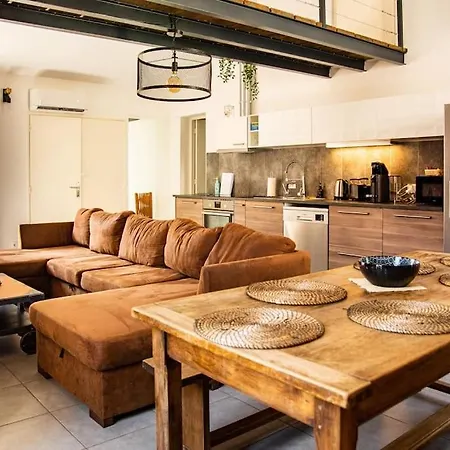 Loft Evasion - Terrasse & Garage Proche Centre Holiday home *