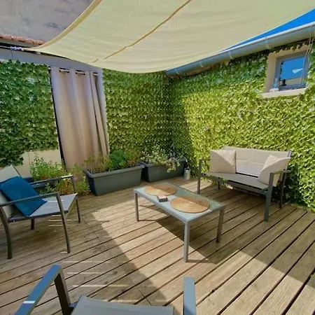 Holiday home Loft Evasion - Terrasse & Garage Proche Centre
